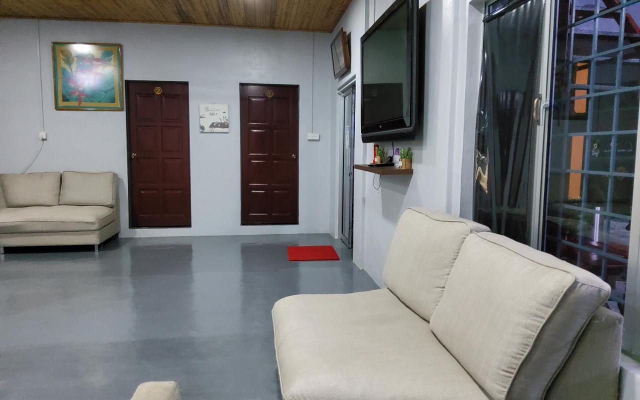 Pd Guesthouse Порт-Диксон Экстерьер фото